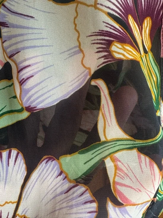 Bellatrix Moody Black Floral Blouse Tropical Breezy Resort Shirt Tail Medium - Picture 5 of 12